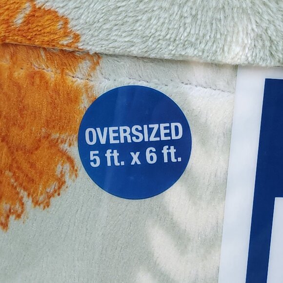 The Big One Oversized Plush Throw Blanket 5'x6' Marigold Floral Pattern Soft & C - Picture 7 of 9